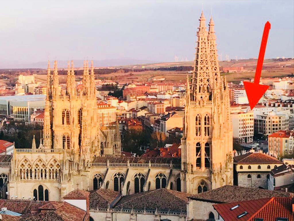 Viendo La Catedral Desde Plaza Vega Apartman Burgo Kültér fotó